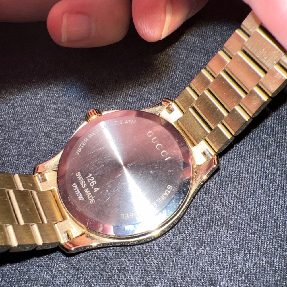 Gucci G Timeless Gold 38 mm YA126461 - Picture 4 of 4